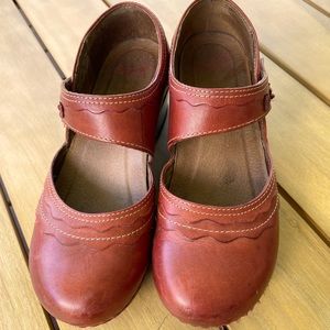 Dansko Mary Jane shoes, size 39